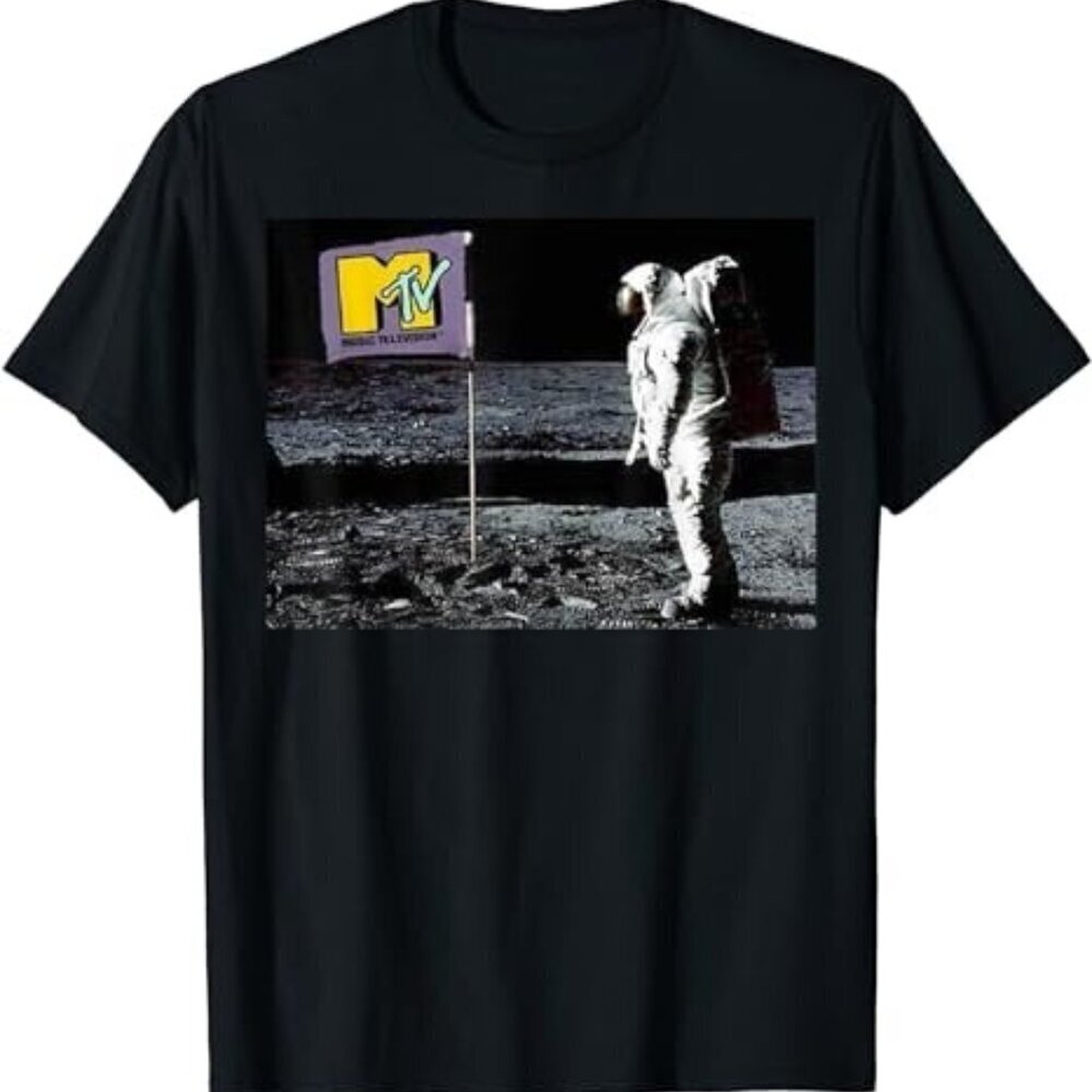 MTV Man On The Moon Logo Flag T-Shirt Classic Music Channel Graphic Tee